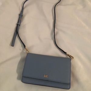Micheal Kors Crossbody Wallet Purse
